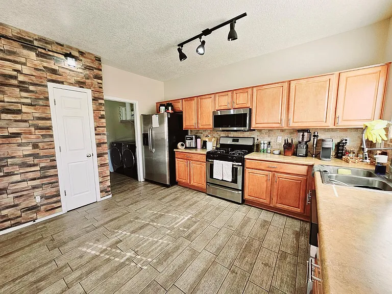 8428 Old Caballero Ave SW — Photo 8