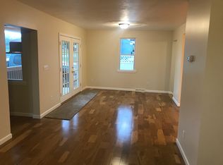 217 N 11th St, Connellsville, PA 15425