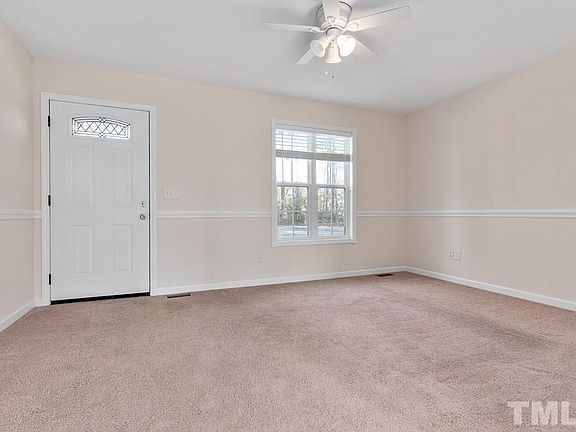 4th image of 1033 Parkers Ridge Dr