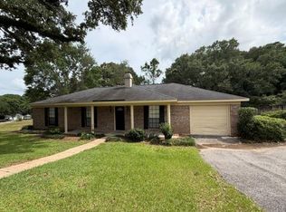 5901 Ole Mill Rd, Mobile, AL 36609