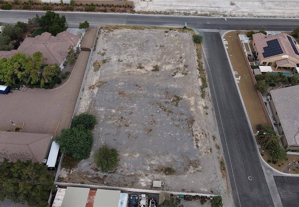 2nd image of Darling Rd