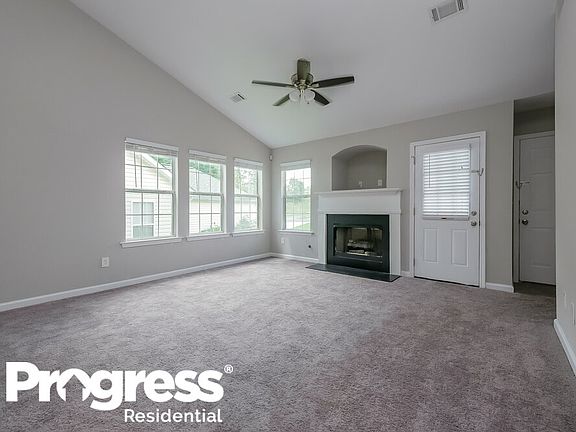 4th image of 405 Fairlawn Dr