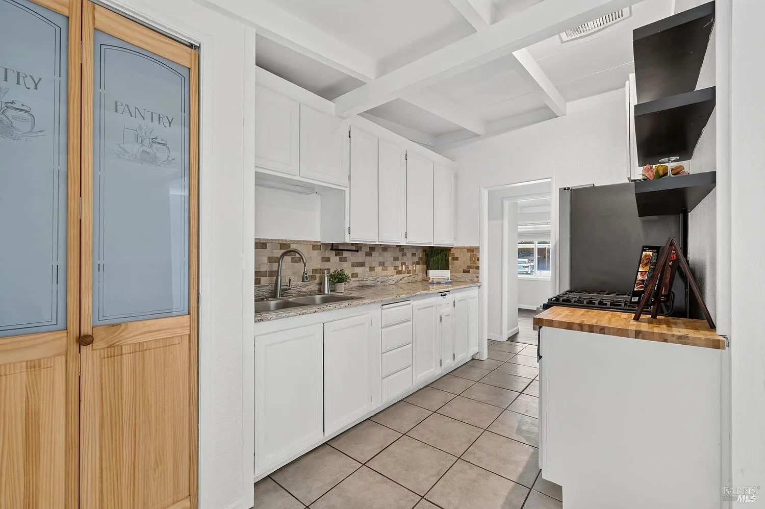155 Los Altos Place - Photo 11