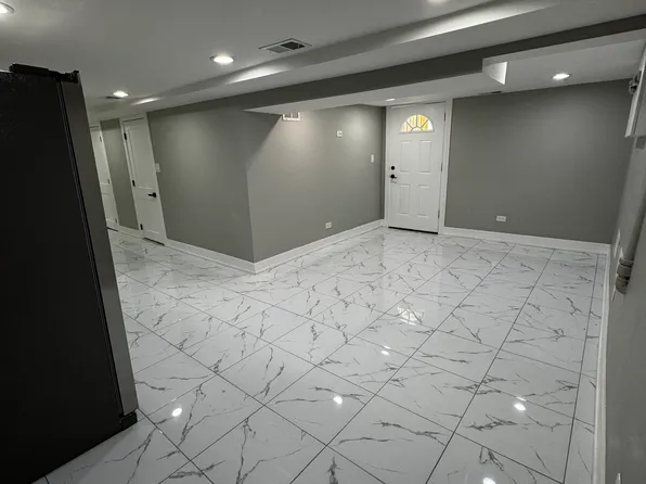 1427 N Lawndale Ave #Basement, Chicago, IL 60651