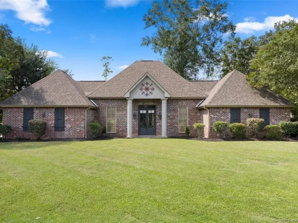 2803 Kari Ln, Lake Charles, LA 70611