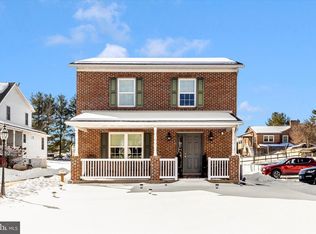 19327 Longmeadow Rd, Hagerstown, MD 21742