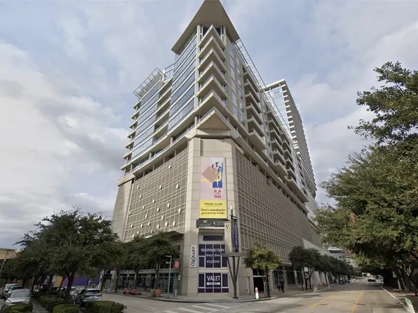 2408 Victory Park Ln APT 1441, Dallas, TX 75219