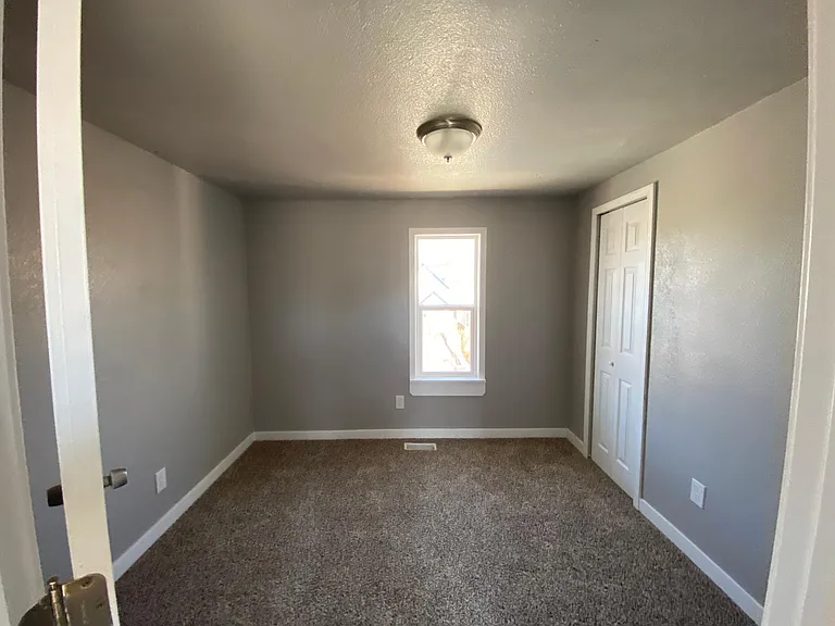 1208 Taylor Ave — Photo 15