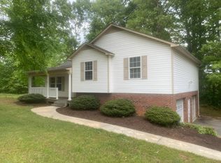 107 Split Oak Ln, Linwood, NC 27299