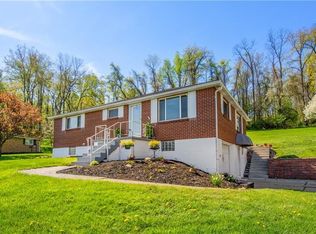 855 Davis School Rd, Washington, PA 15301