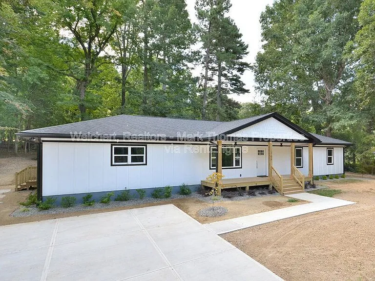 1705 Mason Rd — Photo 3