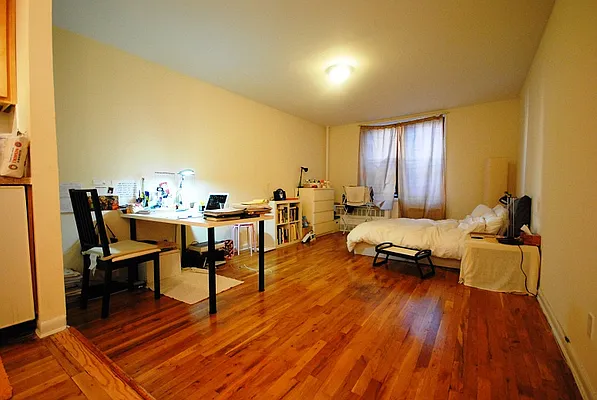 Rented by Bold New York | media 16