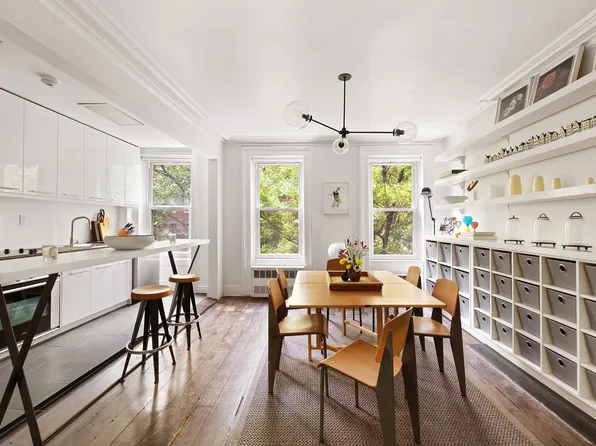 456 West 25th Street image 15 of 21