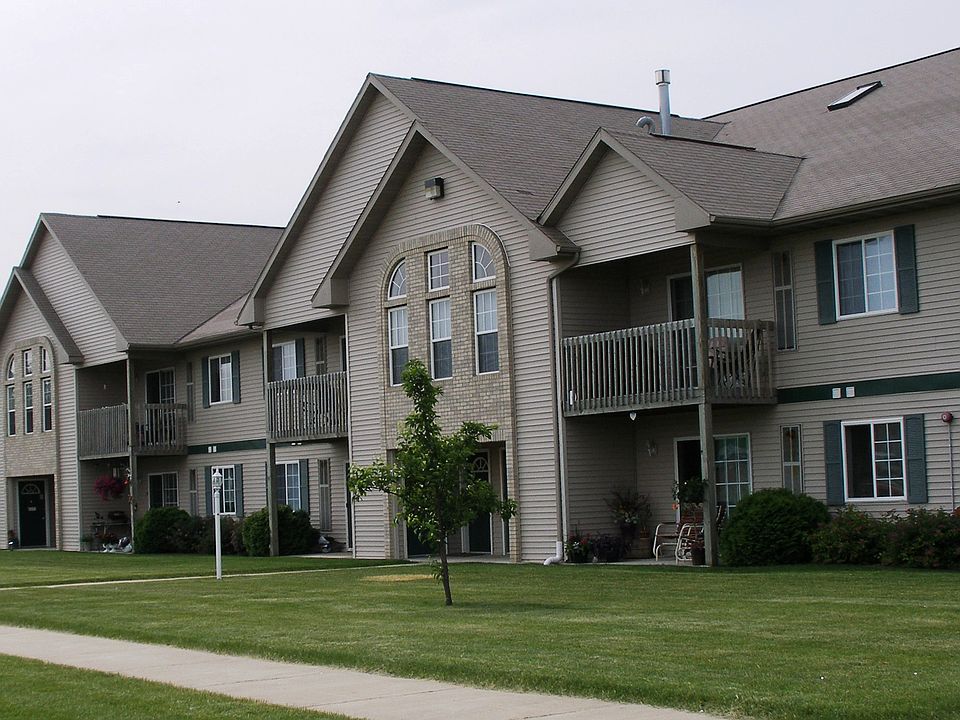 Commonwealth Village Apartments 1521 Commonwealth Dr Fort Atkinson WI