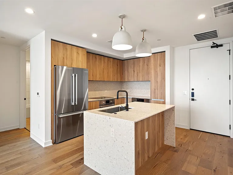 84 East Ave #1803 — Photo 20
