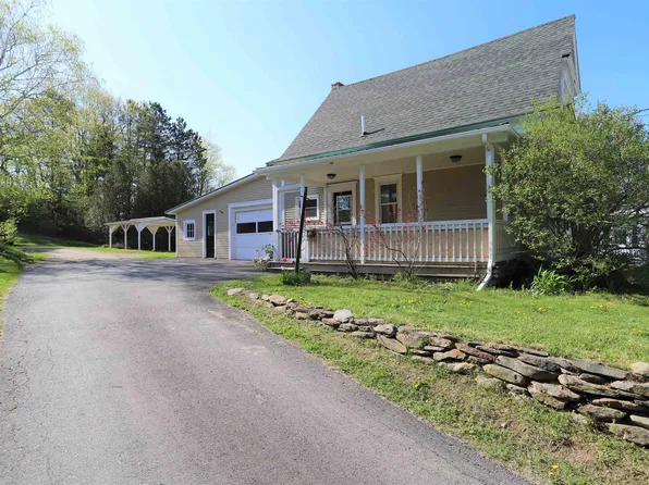 411 Pleasant Street, Newport City, VT 05855