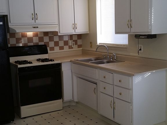 4th image of 6600 N Silvery Ln