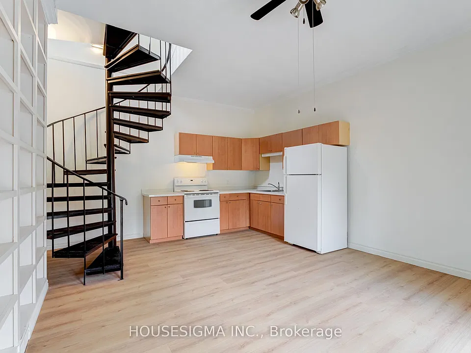 22 Drury Ln #LOFT