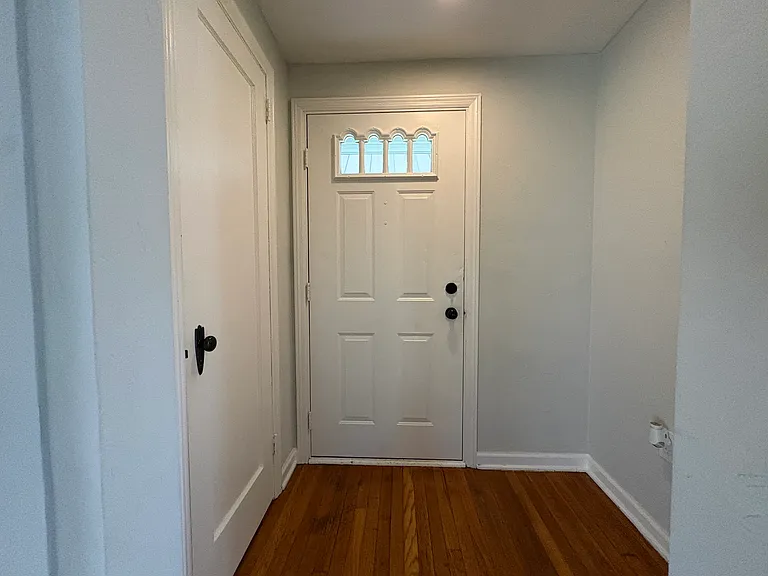 5357 Brownsville Rd — Photo 2