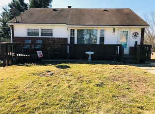 746 Scott St, Marion, VA 24354