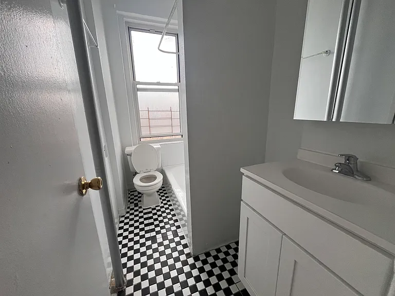 85-31 115th St #3R — Photo 7