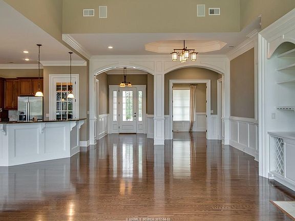 5th image of 183 Bluestem Ln