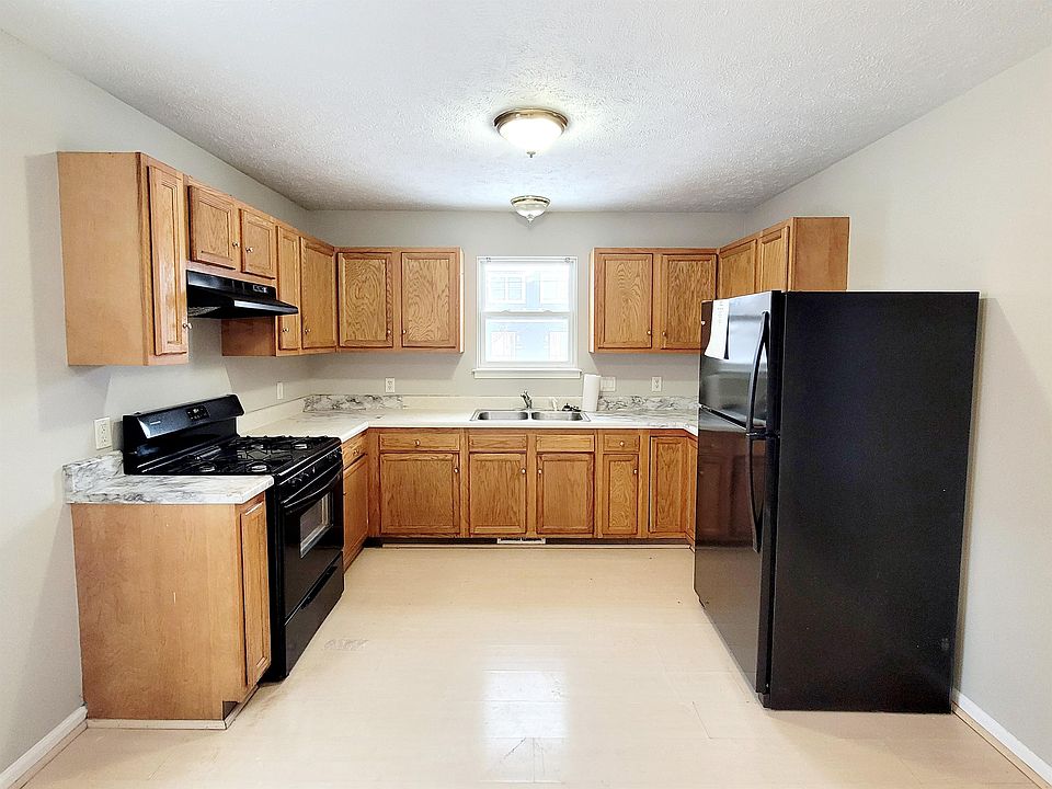 Eat in kitchen