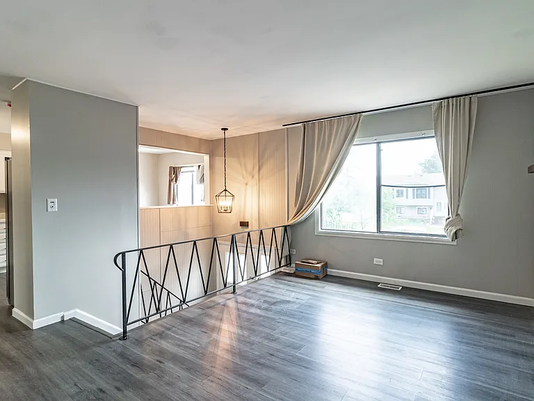 4239 Continental Dr — Photo 4