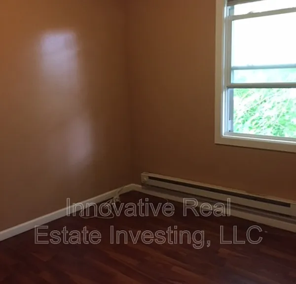 530 N 53rd St — Photo 5