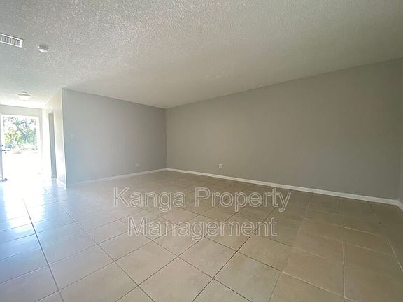 5th image of 3208 Louisiana Ave Unit 2