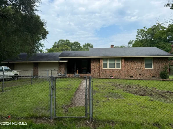 14960 Phillips Drive, Laurinburg, NC 28352