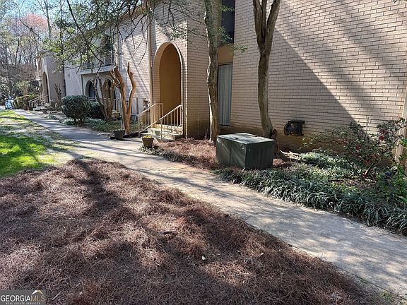 2nd image of 3208 Henderson Mill Rd Unit 6