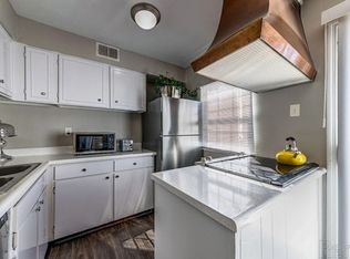 Warson Village Townhomes, Saint Louis, MO 63132