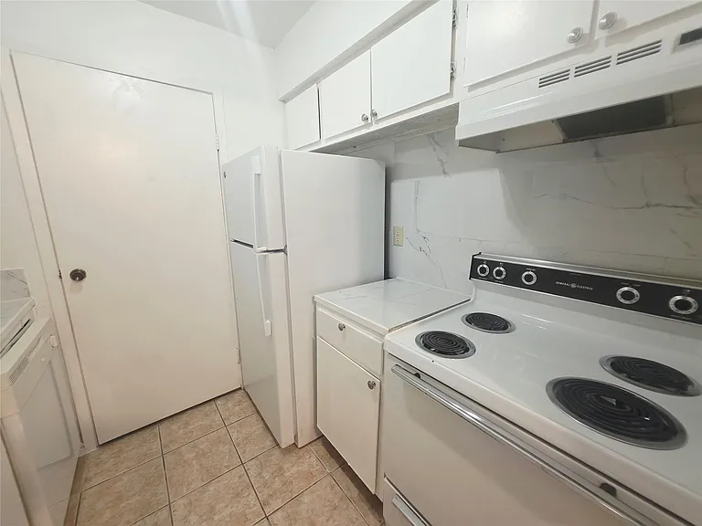 12511 Ashford Meadow Dr #C — Photo 11