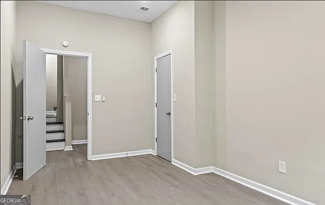 1523 Delia Dr — Photo 13