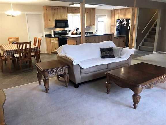 3rd image of 4321 Natalia Way
