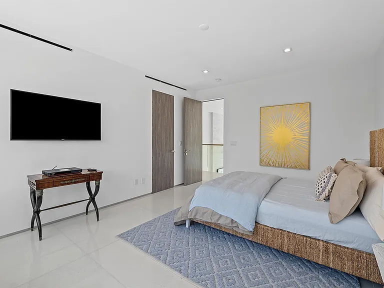 401 Lido Dr — Photo 48