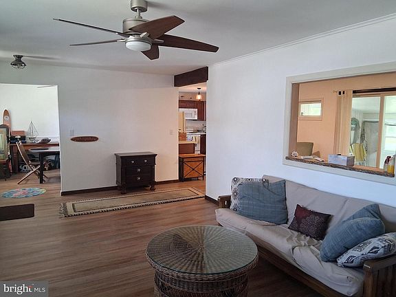 3rd image of 37072 Club House Rd