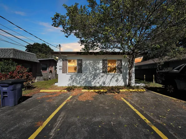 406 NW 7th Ct #1-4, Hallandale, FL 33009