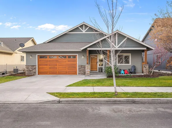 2834 SW Indian Pl, Redmond, OR 97756