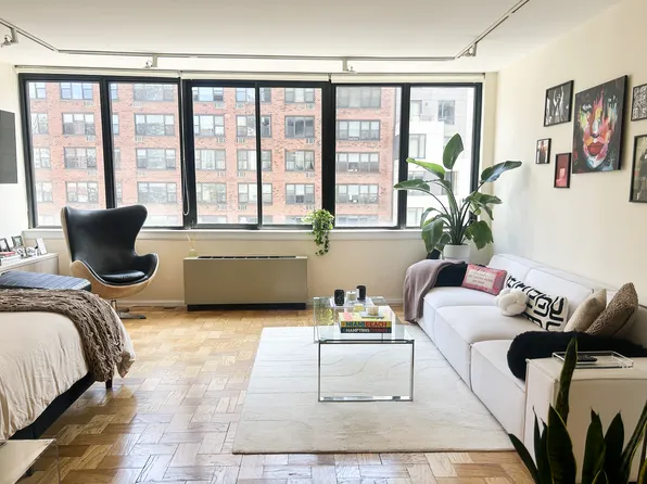 455 East 86th Street image 1 of 10