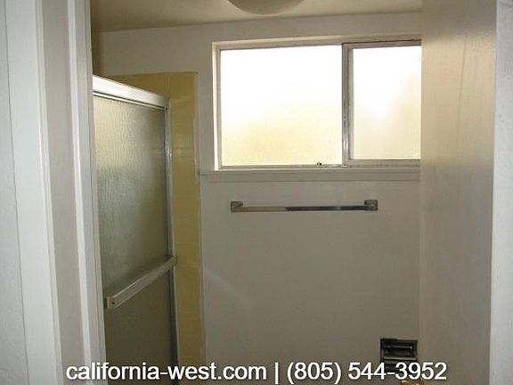 3rd image of 555 Westmont Ave #252