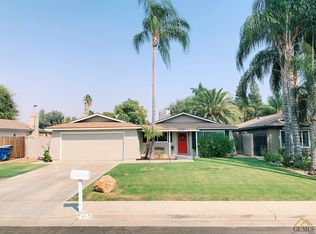 6816 Jennifer St, Bakersfield, CA 93308