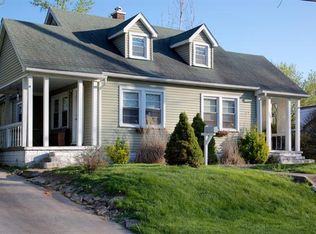 530 S 20th St, Belleville, IL 62226