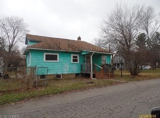 1457 Kearney St, Niles, OH 44446