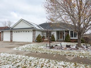 37 Norwood Dr, Council Bluffs, IA 51503