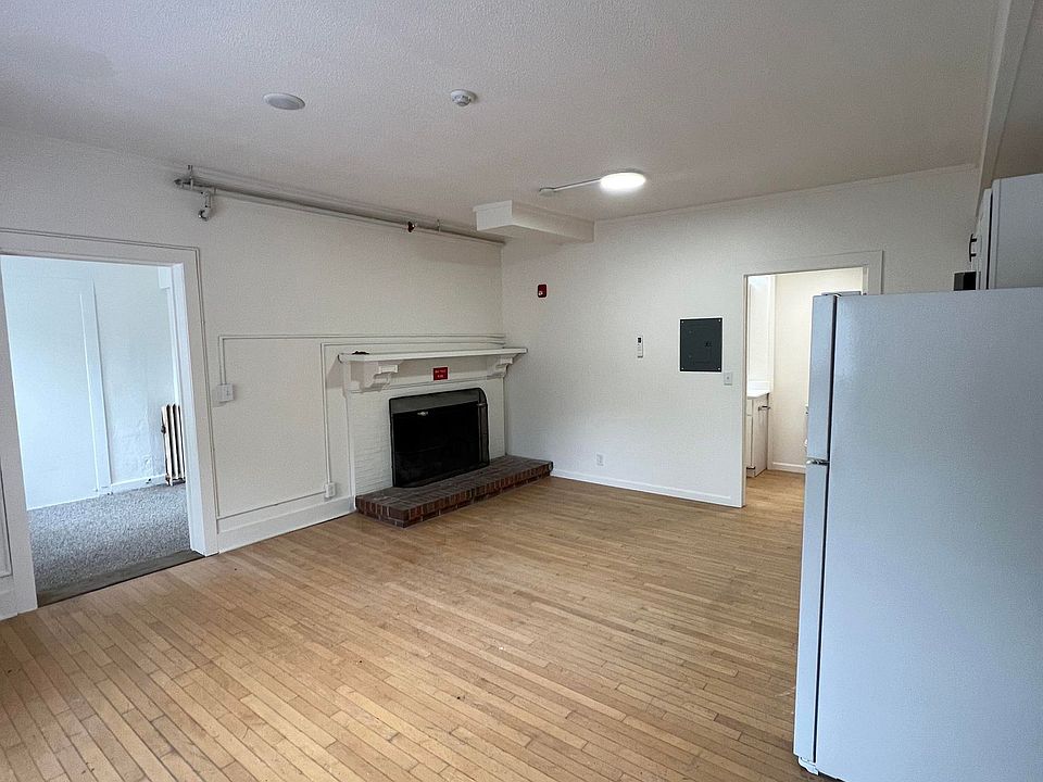 1st image of 509 Wyckoff Rd #5