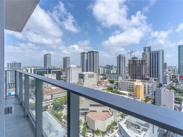 227 NE 2nd St Unit 2906, Miami, FL 33179