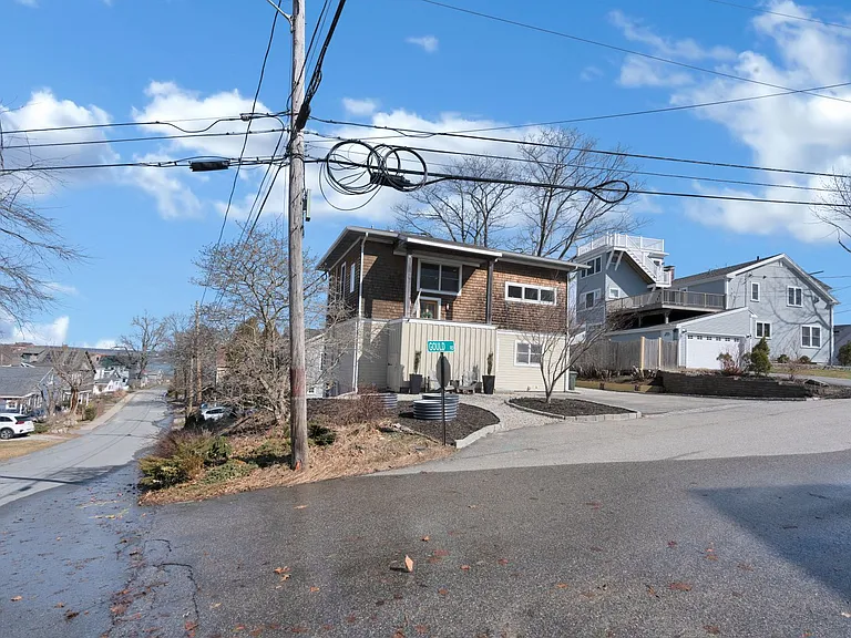 4 Gould Rd — Photo 8