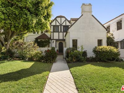 6114 Barrows Dr, Los Angeles, CA, 90048